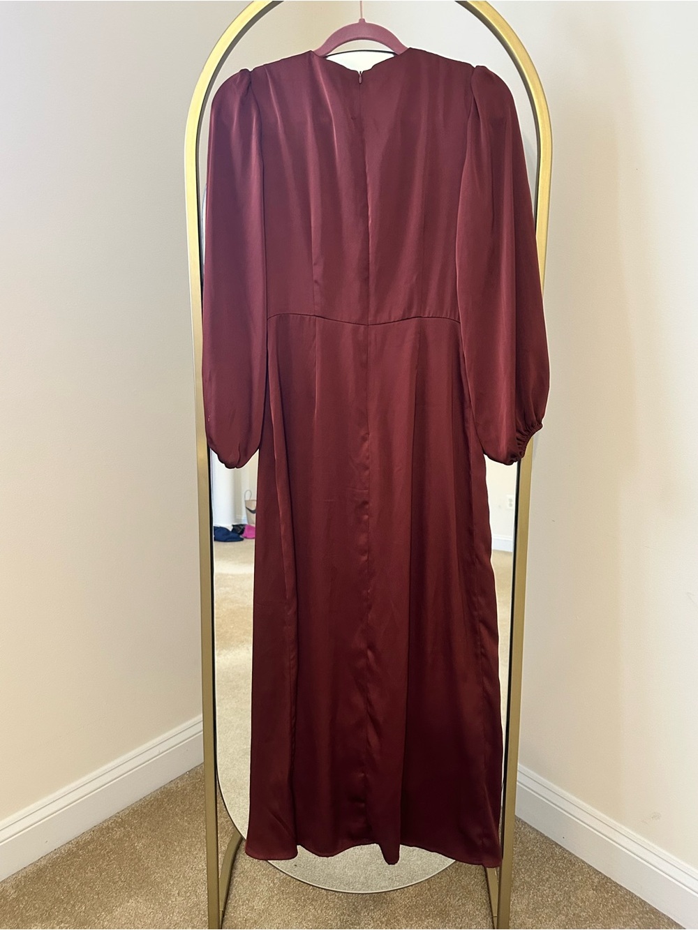 Long Burgundy Satin Dress with Puff Sleeves - Picture 3 of 9